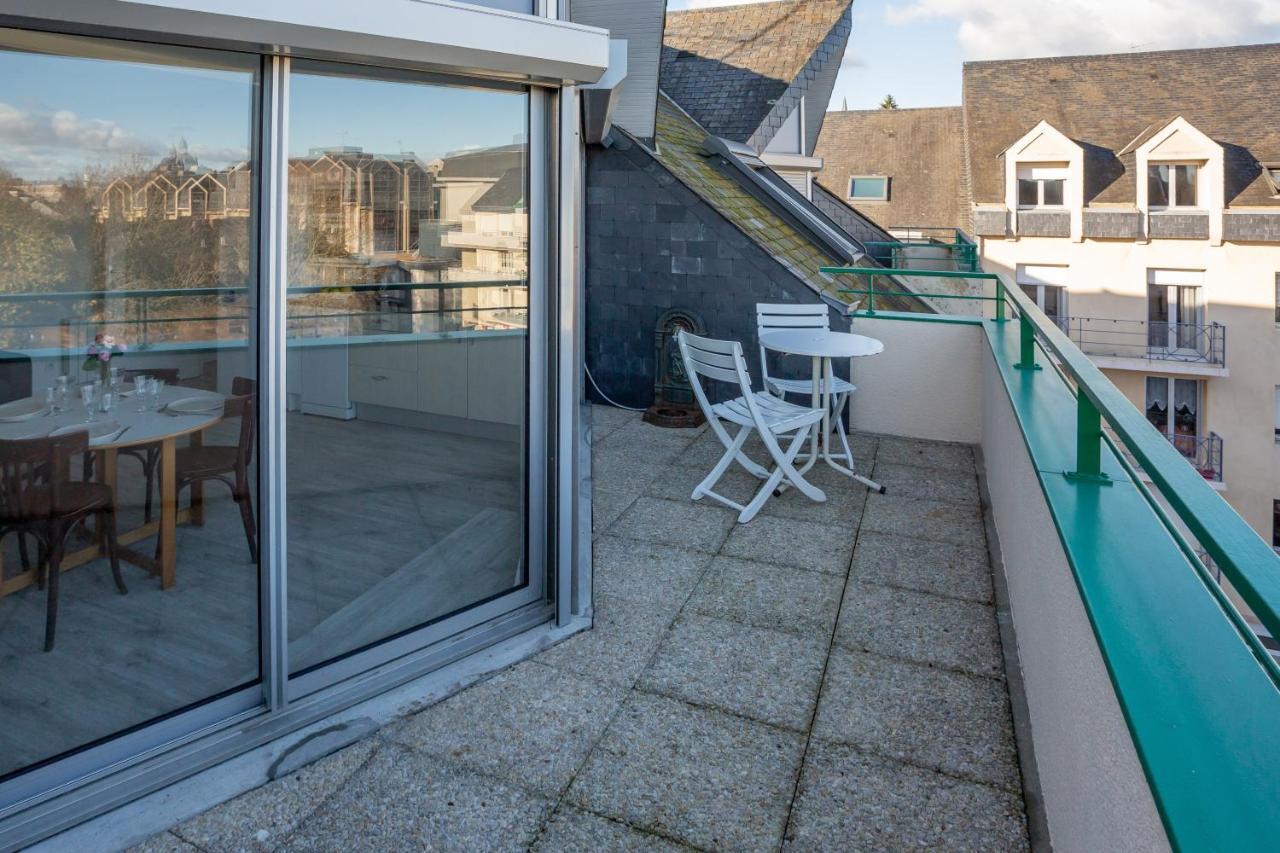 Appartamento Le Mancini - Parking et Terrasse Mayenne Esterno foto