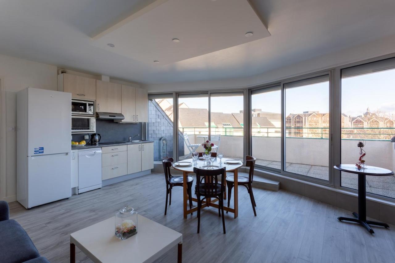 Appartamento Le Mancini - Parking et Terrasse Mayenne Esterno foto
